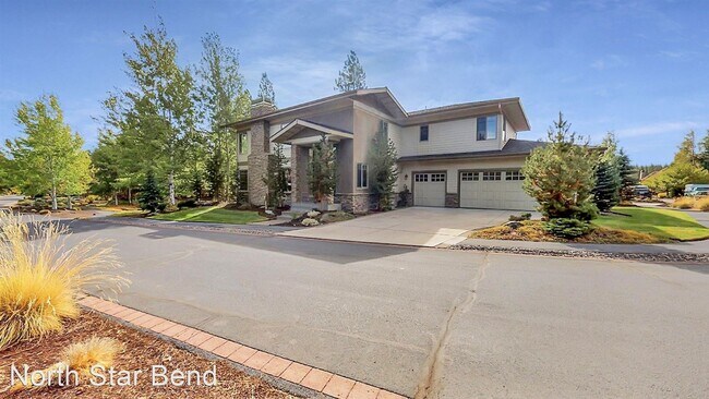 Building Photo - 4 br, 4 bath House - 19029 Mt Shasta Dr