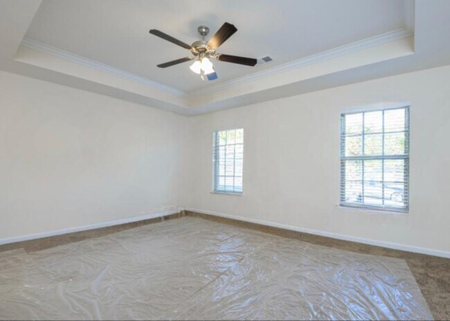 Building Photo - 6245 Anne Dr