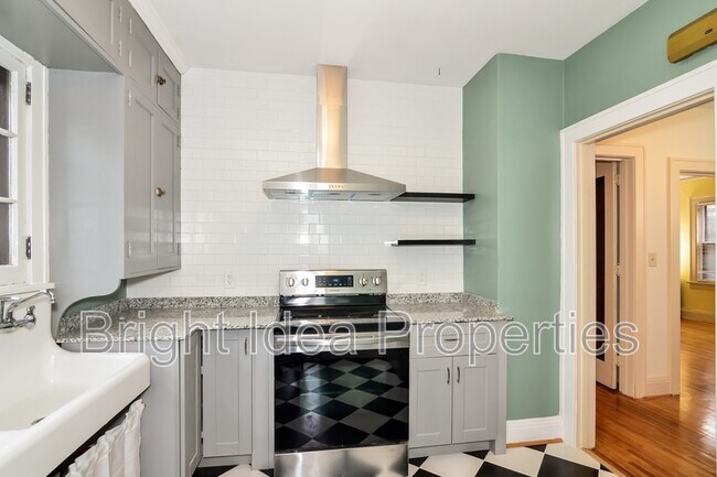 Foto del edificio - 969 St Clair Ave