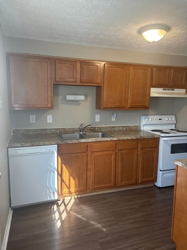 Building Photo - 3770 Zephyr Pl