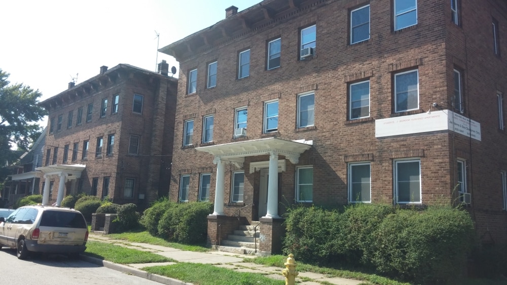 Foto principal - 404-408 W 9th St