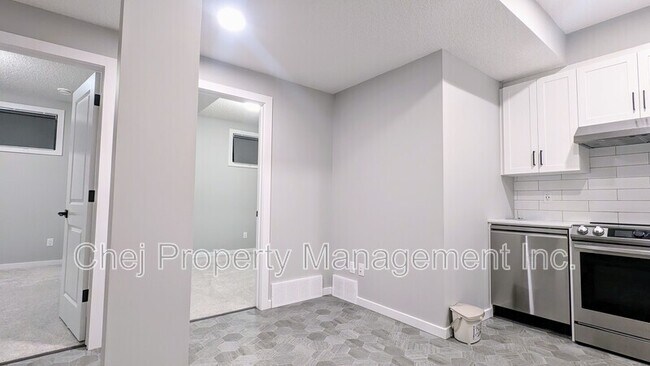 Photo du bâtiment - 115 Stiles Bend