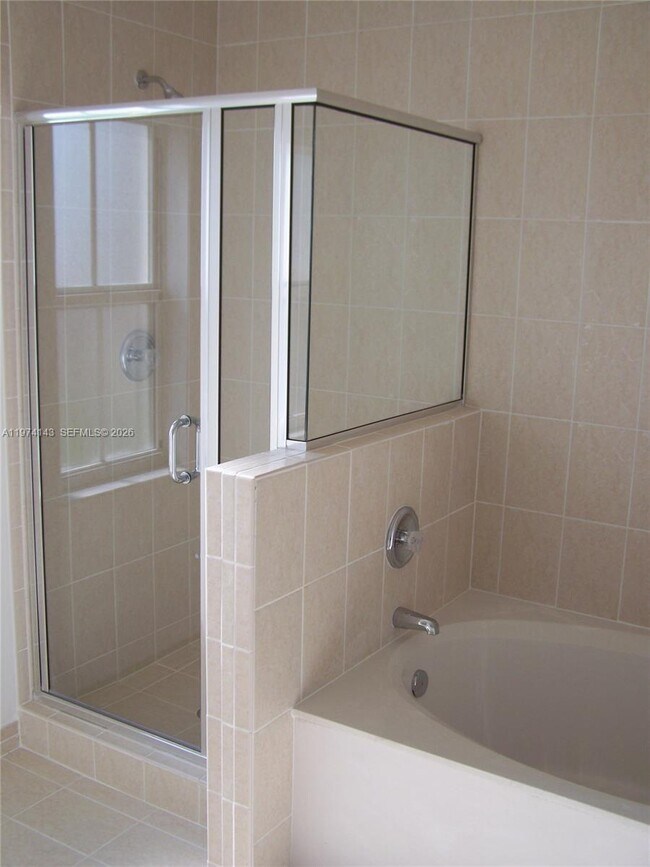 Foto del edificio - 656 SE 30th Terrace