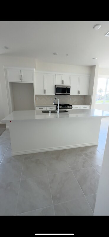 Foto del edificio - 11456 Artesia Blvd