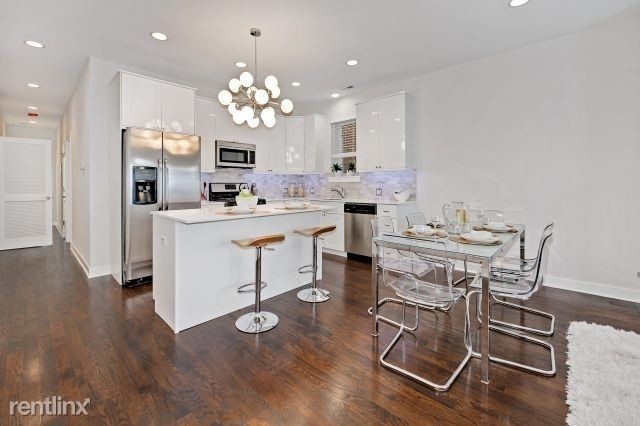 Primary Photo - 2 br, 2 bath Condo - 3426 N Milwaukee Ave