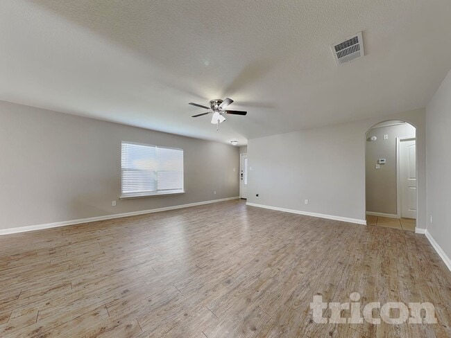 Building Photo - 1525 Treeta Trail