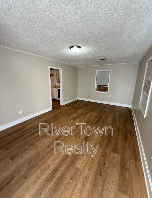 Building Photo - 192 Charter Ave