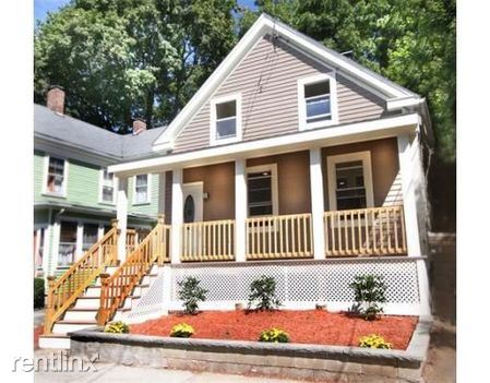 Primary Photo - 61 Temple St
