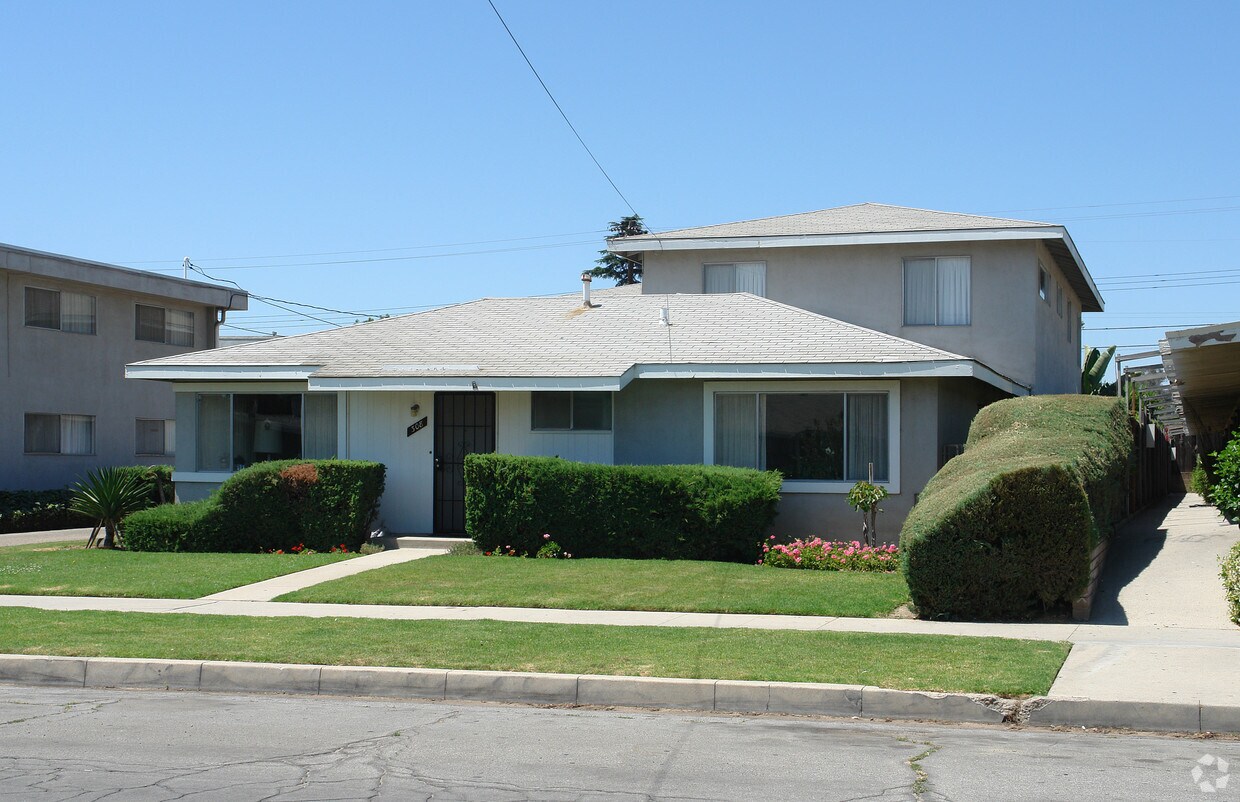 Building Photo - 308 N Palm Ave