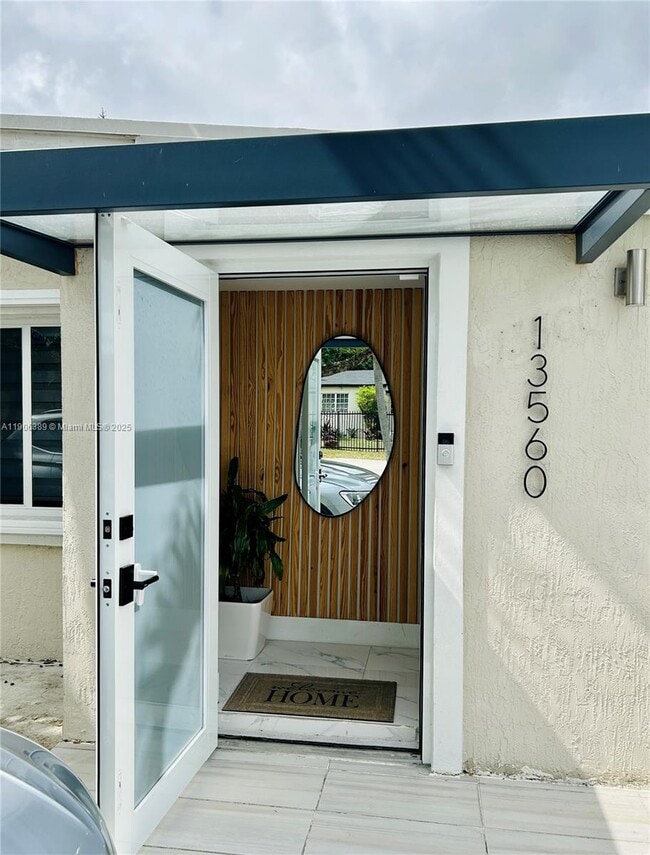 Foto del edificio - 13560 NW 2nd Ave