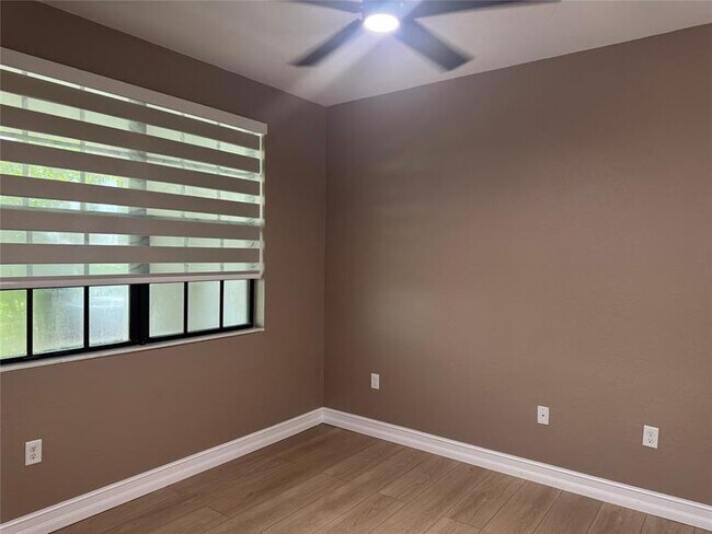 Foto del edificio - 11356 SW 15th St