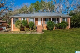 Building Photo - 720 Country View Terrace