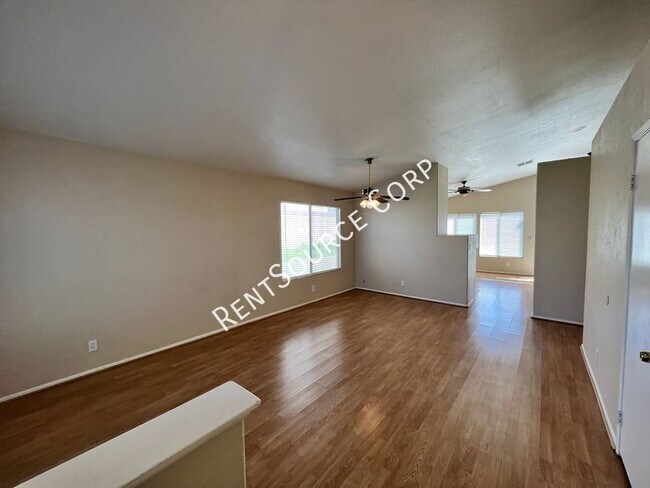 Foto del edificio - 3424 Amber St