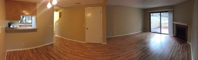Foto del edificio - 4875 N Backer Ave