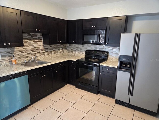 Foto del edificio - 4001 Woodfern Dr