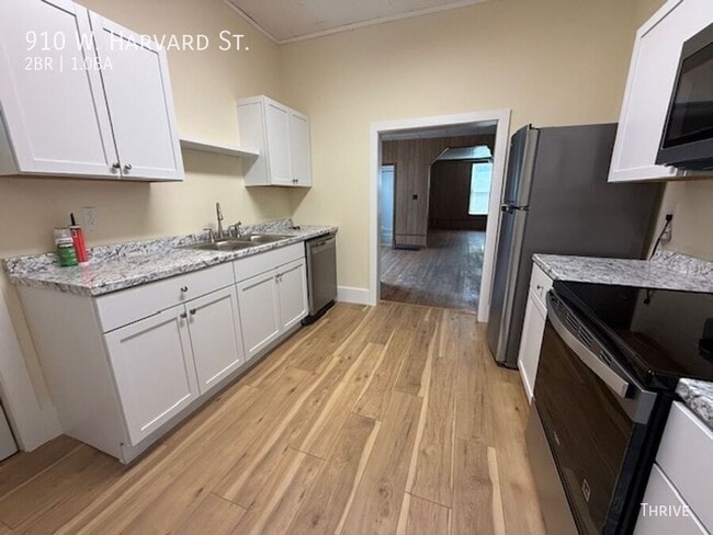 Building Photo - 910 W Harvard St