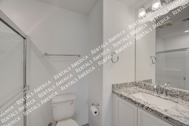 Building Photo - 650 Vetiver Ln