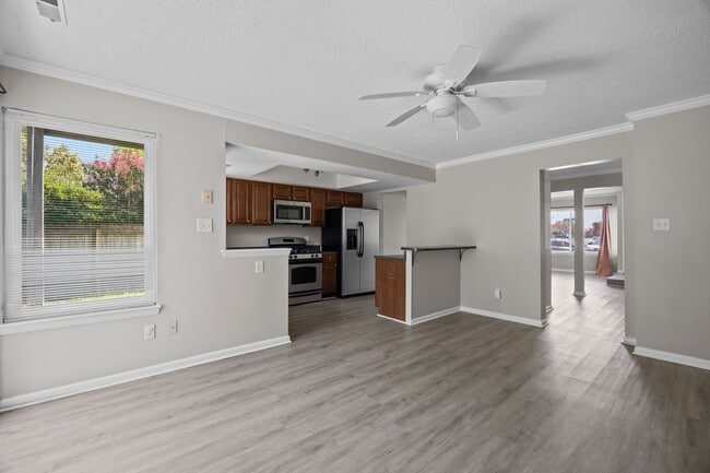 Building Photo - 1559 Sword Dancer Dr