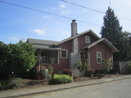 Building Photo - 1734 SE 50th Ave