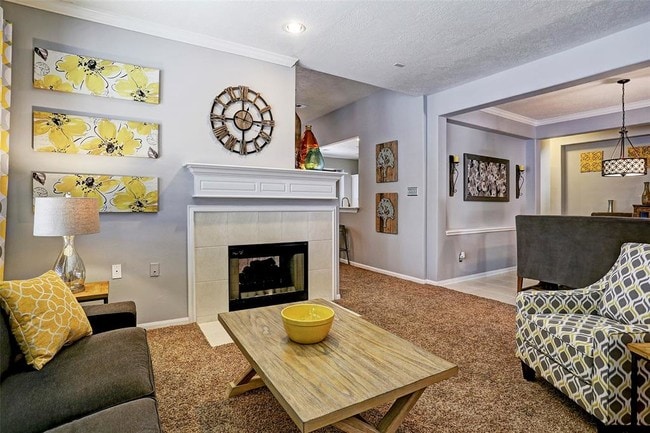 Building Photo - 46 Millport Dr