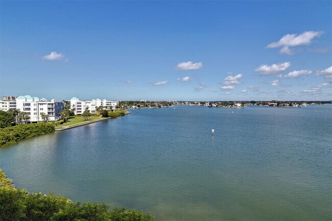 Foto del edificio - 7963 Sailboat Key Blvd S