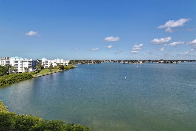 Building Photo - 7963 Sailboat Key Blvd S