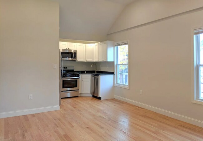 Building Photo - 44 Cogswell Ave