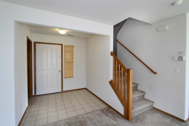 Building Photo - Beautiful 3 Bed 2.5 Bath Home in Renton