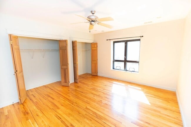 Building Photo - 1607 Simpson St