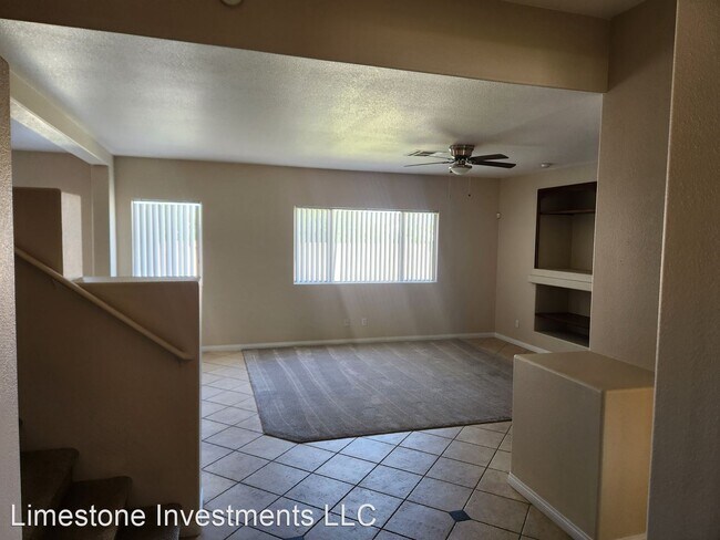 Building Photo - 4 br, 2.5 bath House - 5030 Amber Crossing...