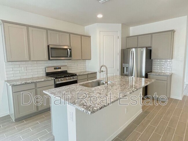 Foto del edificio - 6104 S Calderon