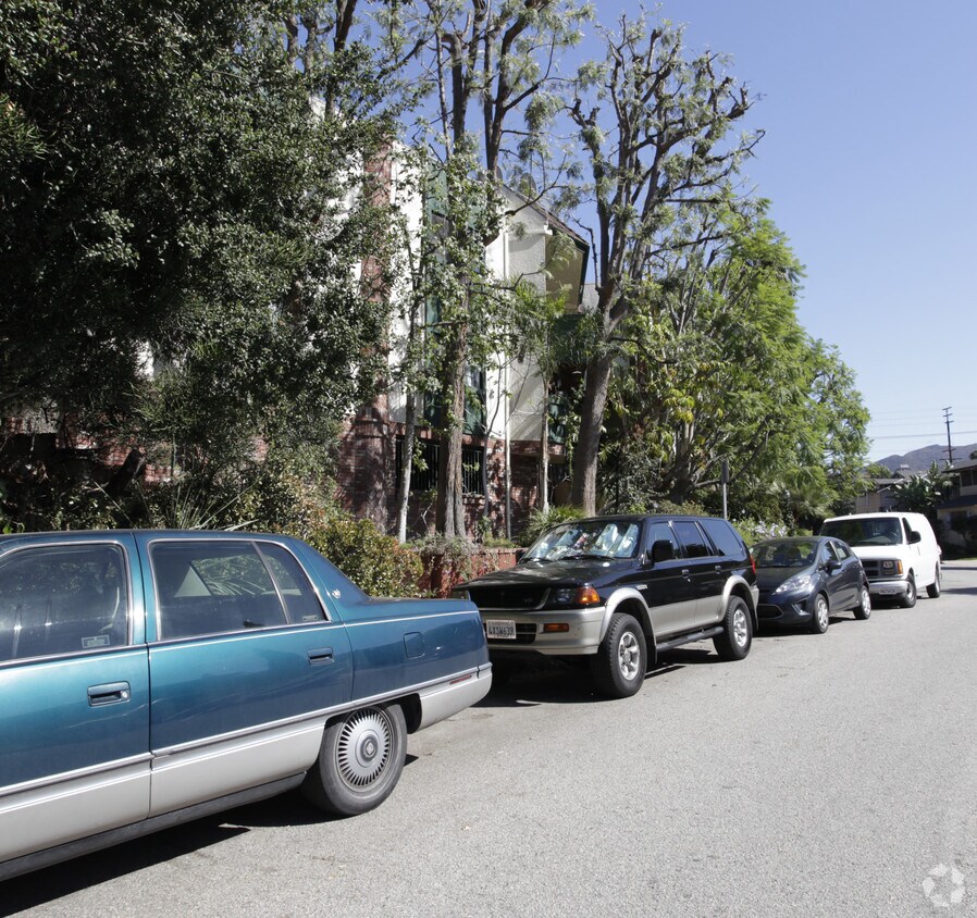 Foto del edificio - 10619 Landale Street