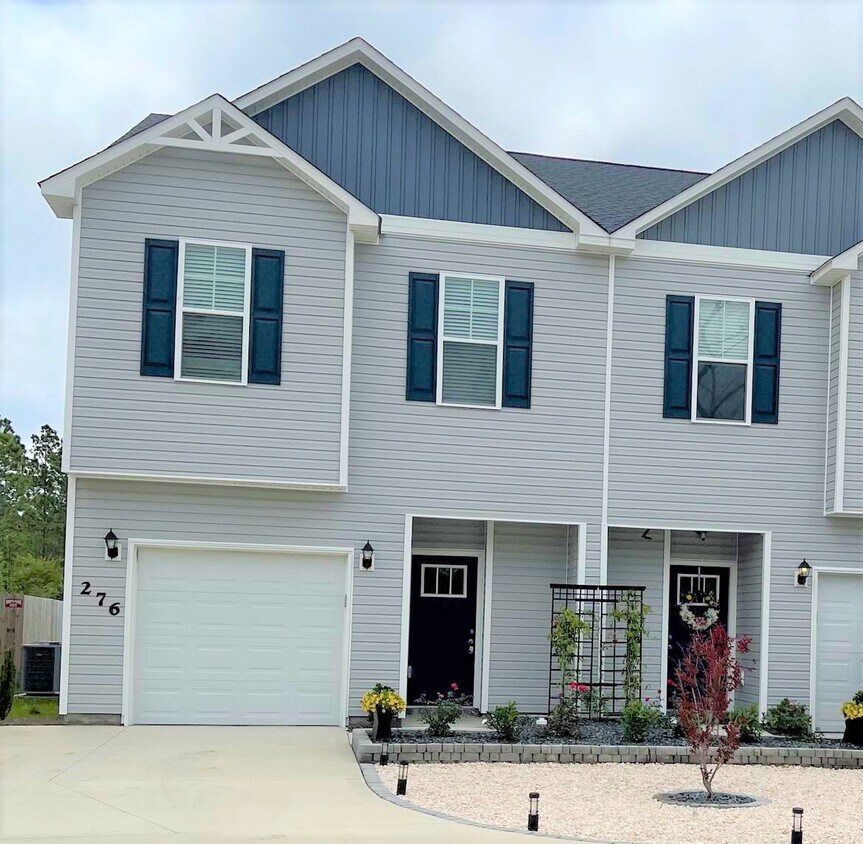 276 Currituck Dr, Holly Ridge, NC 28445 Townhome Rentals in Holly