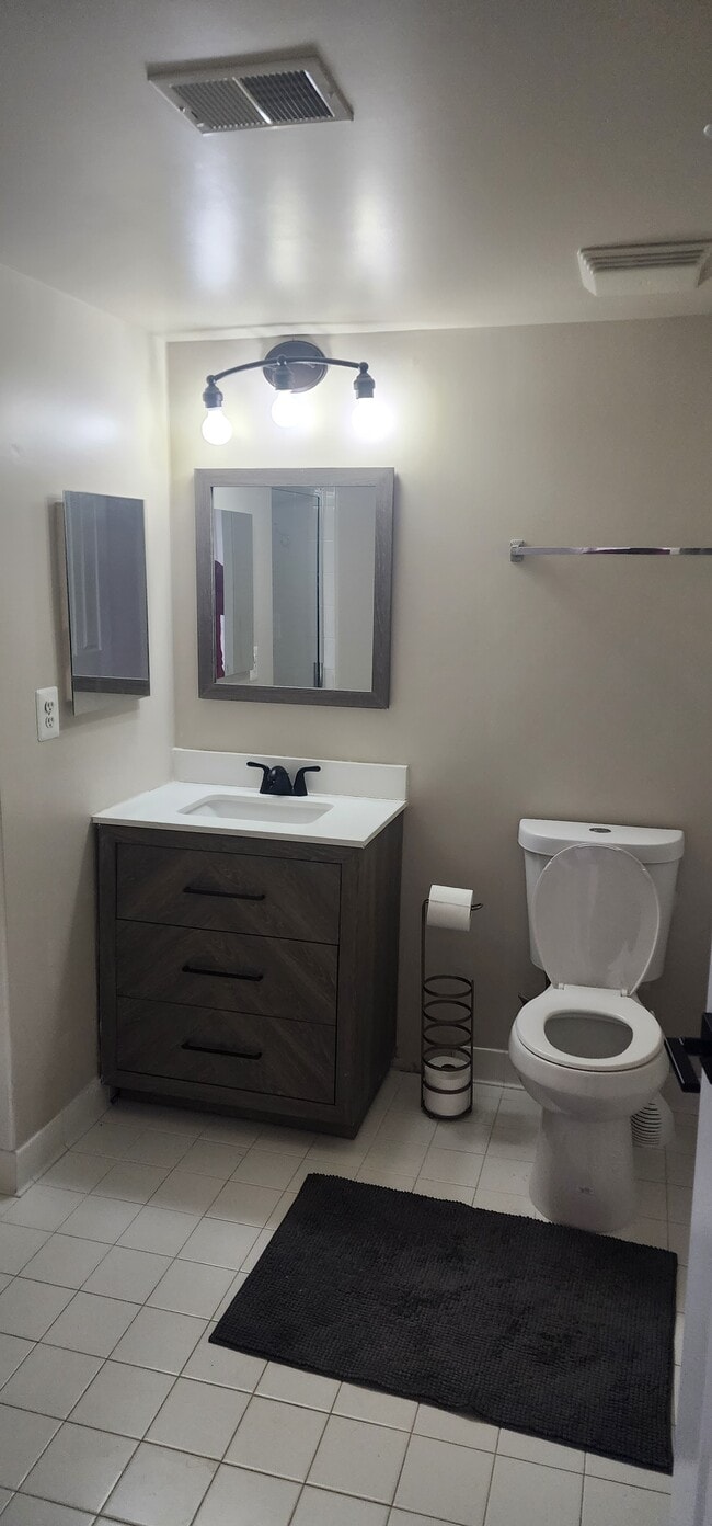 Building Photo - 414 Water St