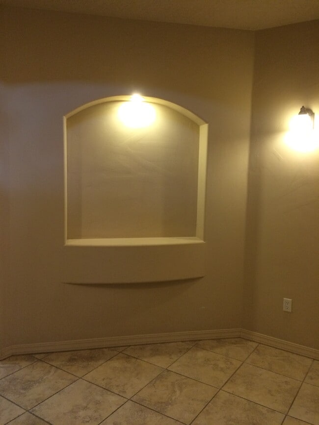 Building Photo - 5215 Old Adobe Trail NW