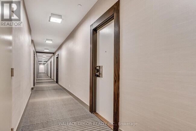Building Photo - 4311-4011-4011 Brickstone Mews