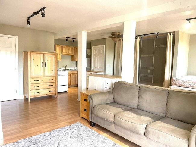 Foto del edificio - Granny Unit - All utilities included in Penn Valley, CA 95946