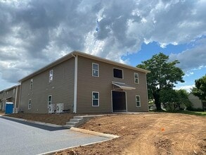 Building Photo - 1125 Old Barren River Rd