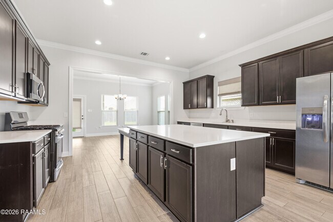Foto del edificio - 224 Wild Cherry Ln