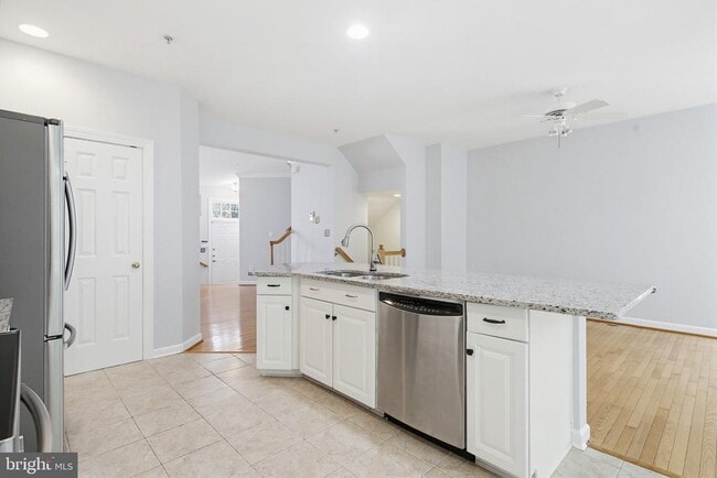 Foto del edificio - 10635 Hillingdon Rd