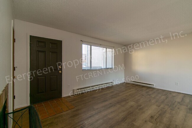 Foto del edificio - 1624 E Pitkin St