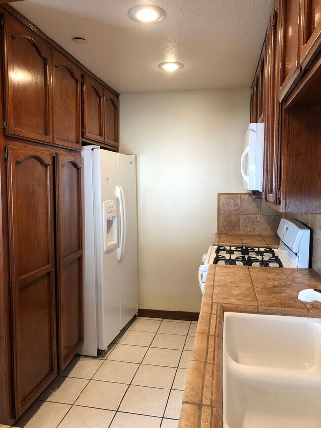 Foto del edificio - Los Caballeros #301