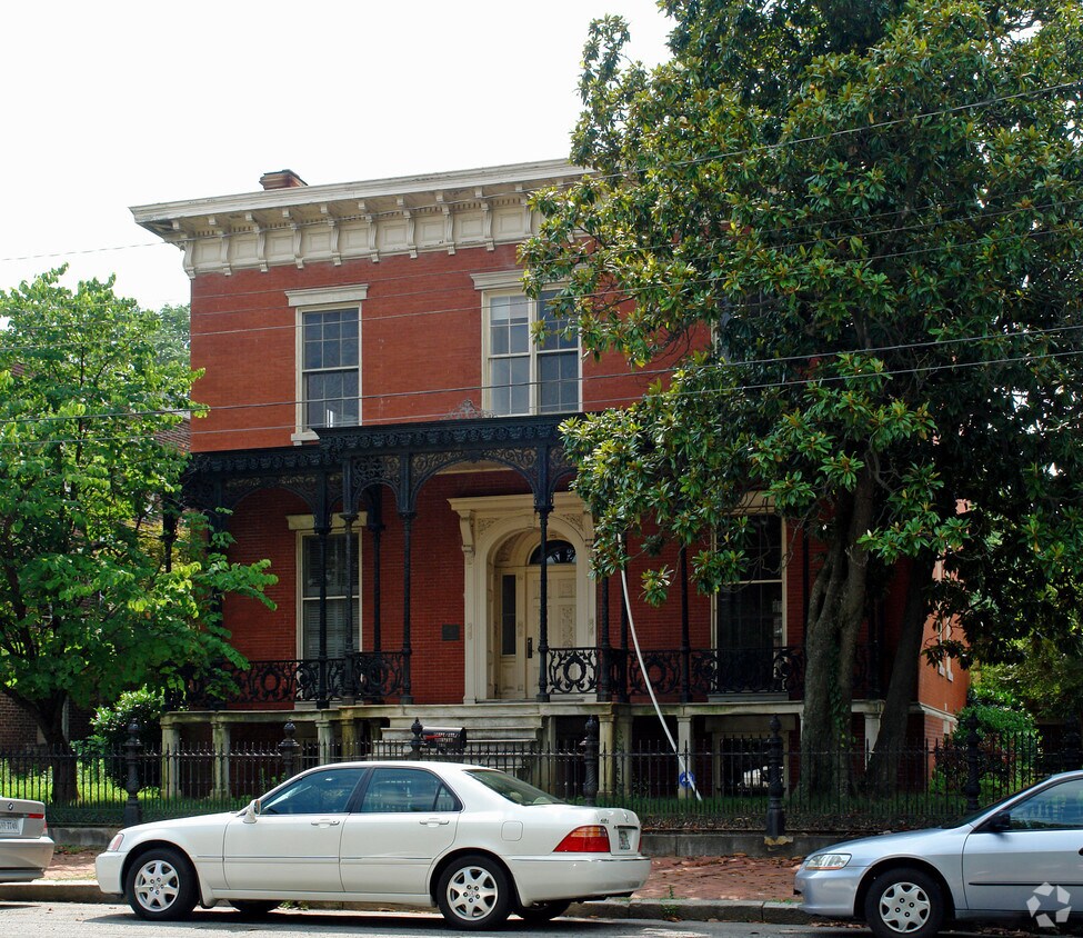 Building Photo - 205 N 19th St