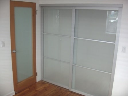 Building Photo - Breeze Avenue Apartments