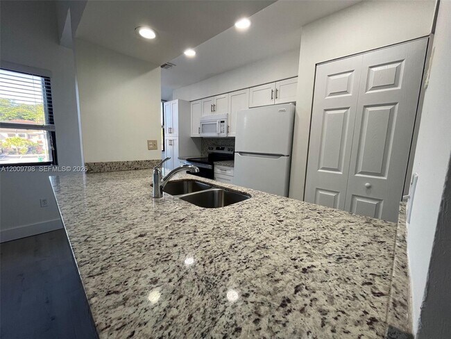 Foto del edificio - 9795 SW 138th Ave