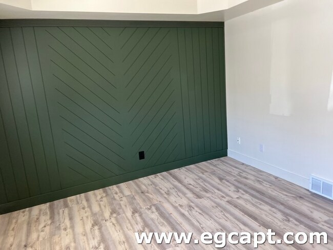 Foto del edificio - 1247 N 400 E