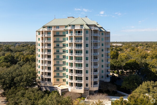 Scenic Terrace Condominiums