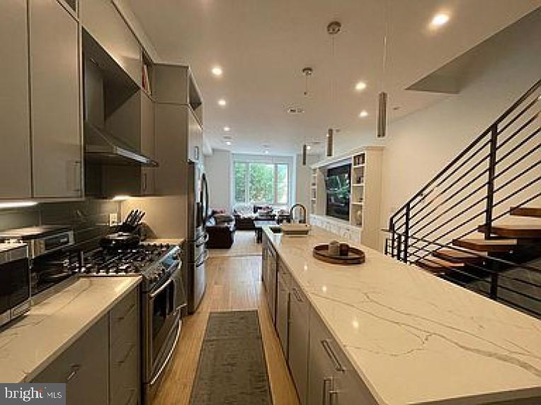 Foto principal - 1544 S 20th St