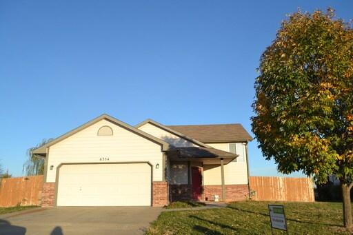 Primary Photo - 6354 N Chisholm Pointe St