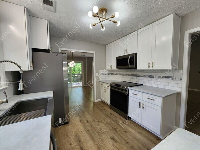 Building Photo - 4675 Sengen Trce